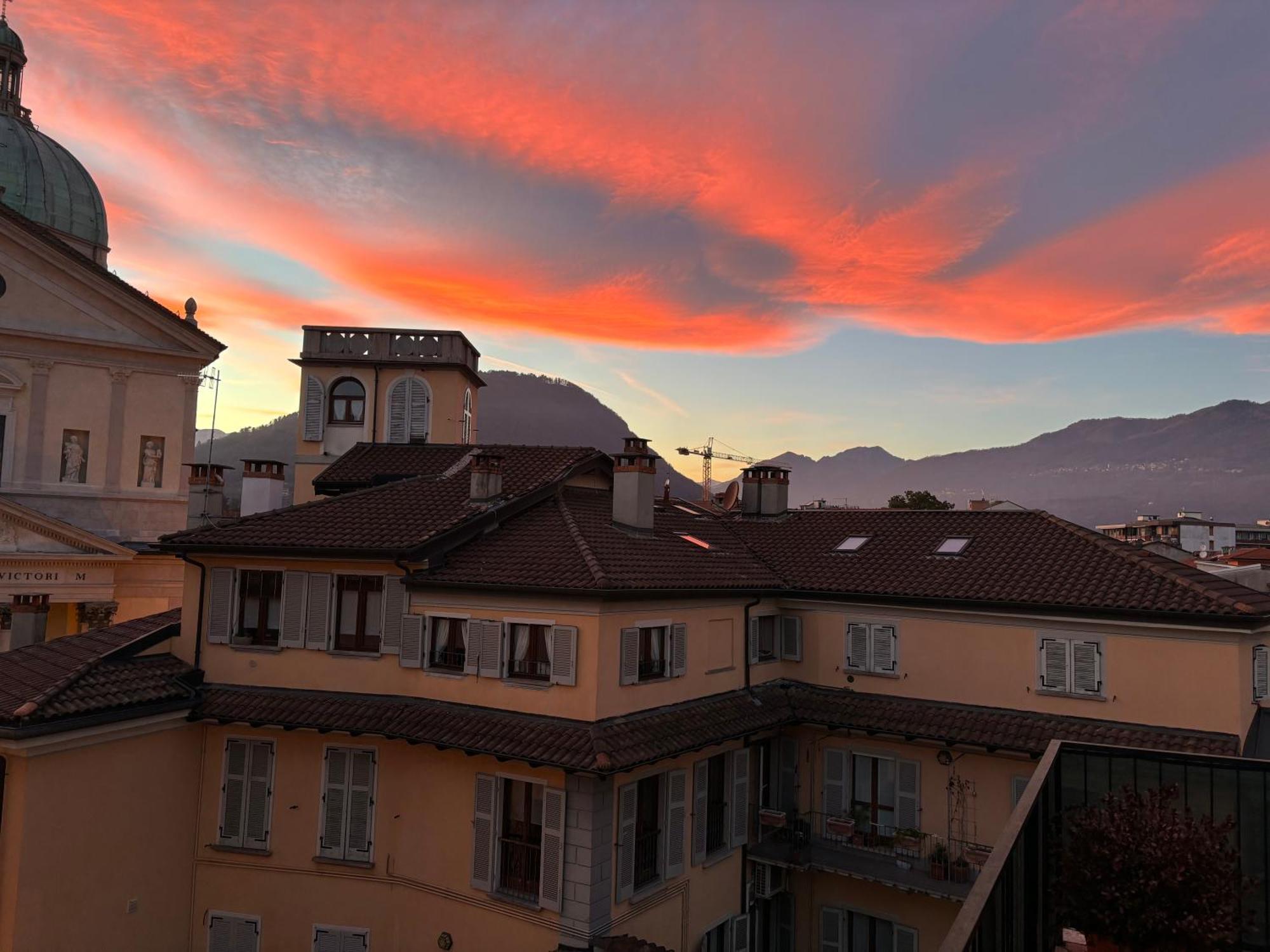 La Terrazza Apartment Verbania Exterior foto