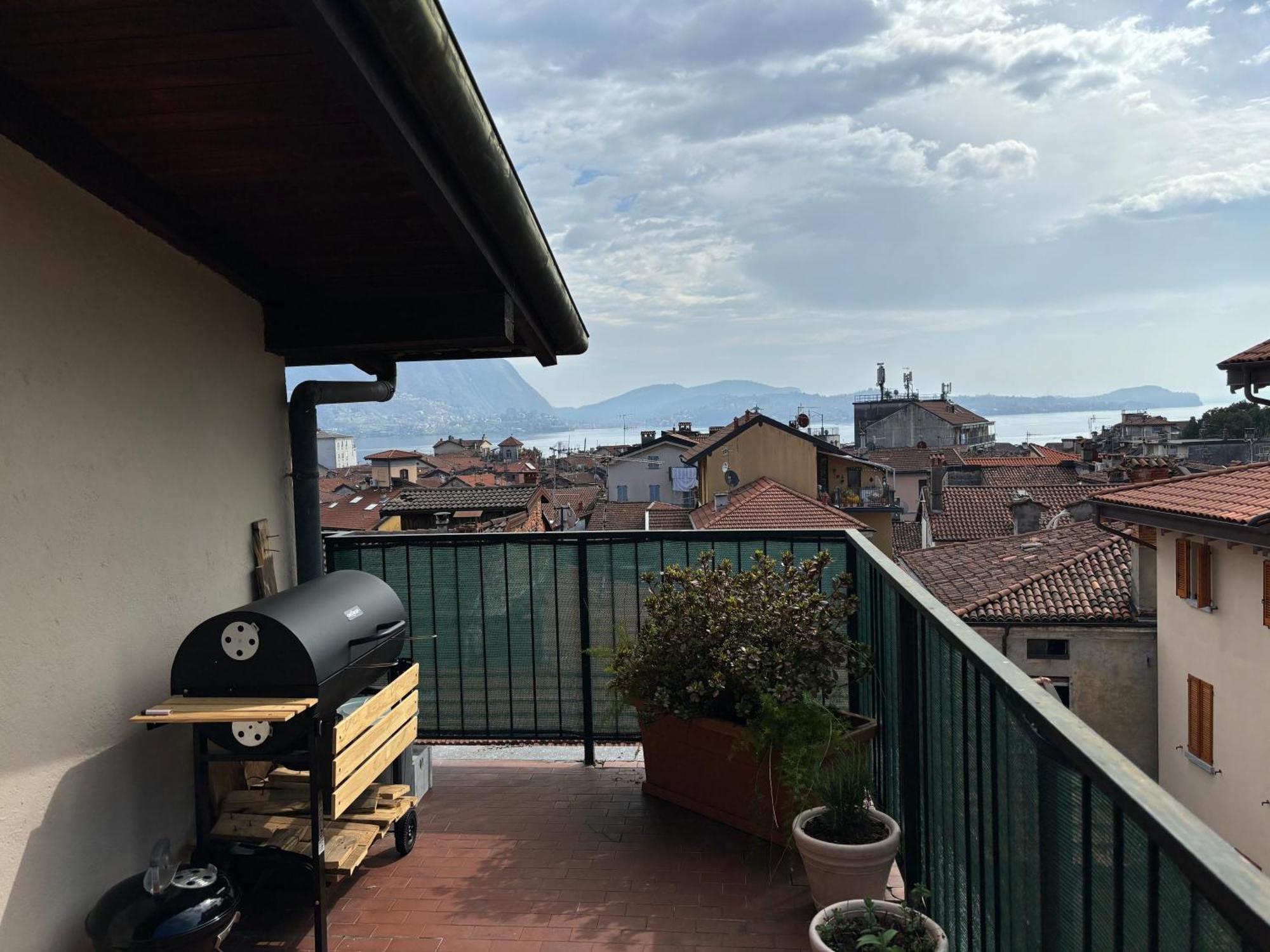 La Terrazza Apartment Verbania Exterior foto